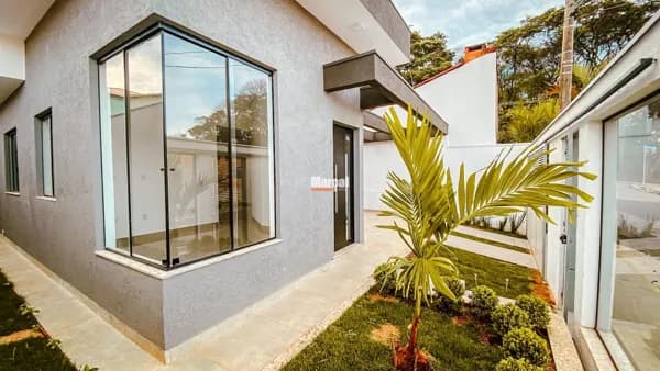 Casa com 3 quartos, sendo 1 suíte com closet no bairro Acácias - Lagoa Santa/MG