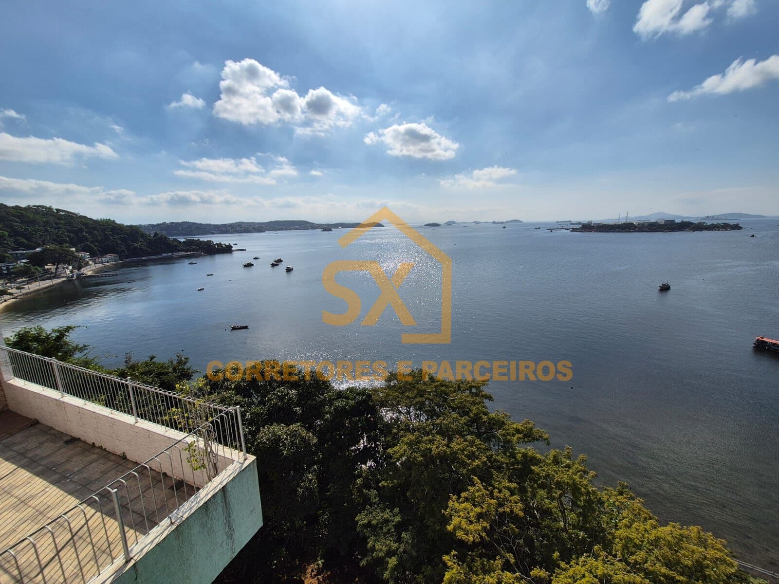 Casa Duplex em Pitangueiras, Rio de Janeiro/RJ