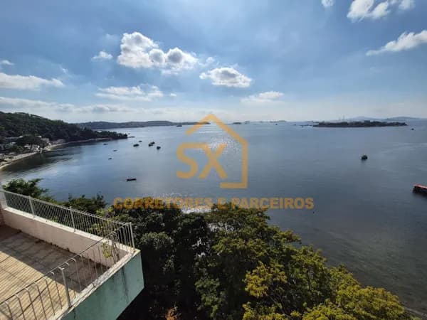 Casa Duplex em Pitangueiras, Rio de Janeiro/RJ