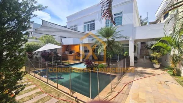 Maravilhosa Casa Duplex, com 4 quartos, 2 suítes, Jardim Guanabara - Rio de Janeiro