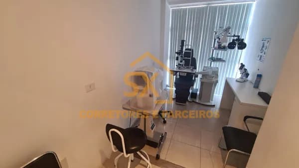 Sala Comercial em Jardim Guanabara, Rio de Janeiro/RJ