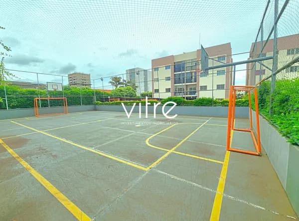 Apartamento à venda no bairro Segismundo Pereira em Uberlândia/MG