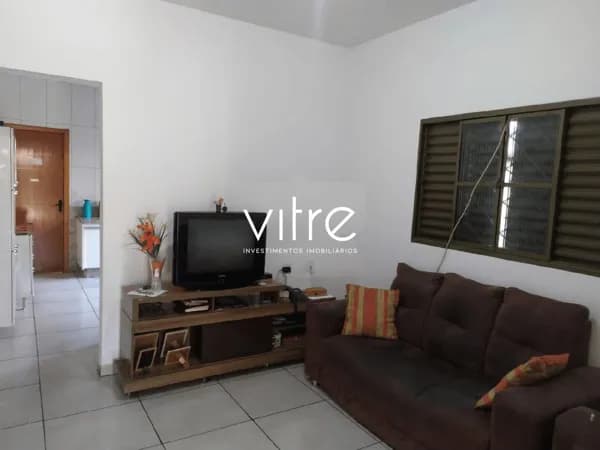 Casa à venda no bairro Jardim das Palmeiras em Uberlândia/MG
