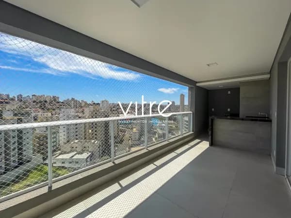 Apartamento à venda no bairro Tabajaras em Uberlândia/MG