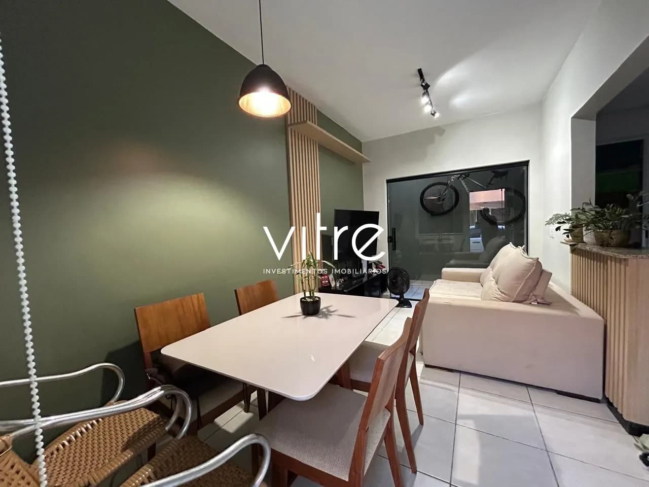 Casa à venda no bairro Vigilato Pereira em Uberlândia/MG
