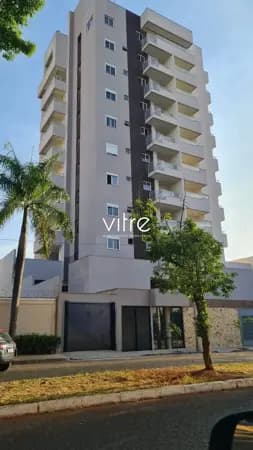 Apartamento à venda no bairro Santa Mônica em Uberlândia/MG
