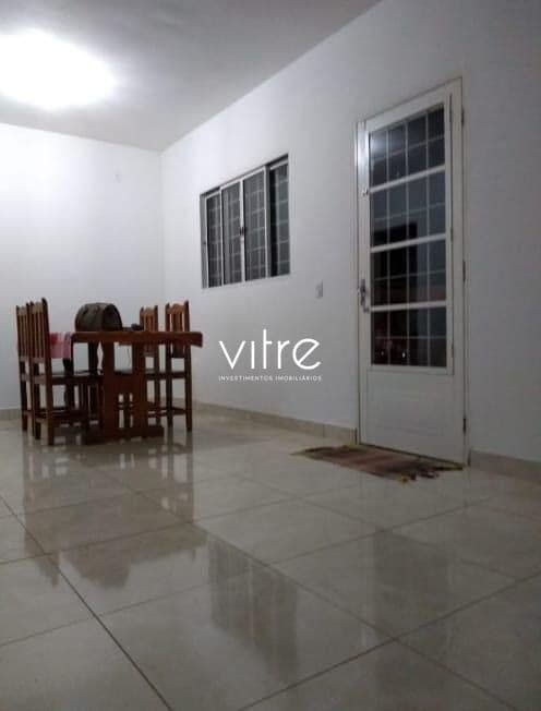 Casa à venda no bairro Jardim das Palmeiras em Uberlândia/MG