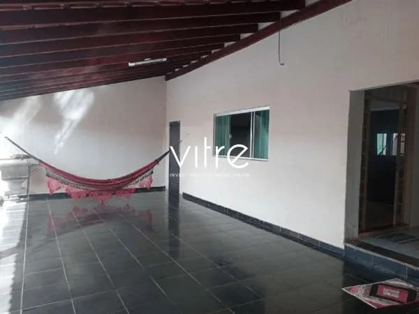 Casa à venda no bairro Granada em Uberlândia/MG