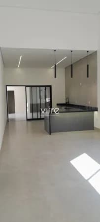 Casa à venda no bairro Cidade Jardim em Uberlândia/MG