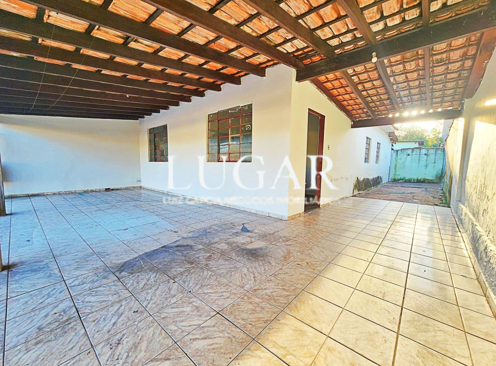 Casa para alugar no bairro Presidente Roosevelt em Uberlândia/MG
