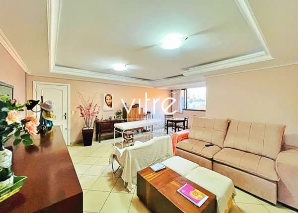Apartamento à venda no bairro Saraiva em Uberlândia/MG