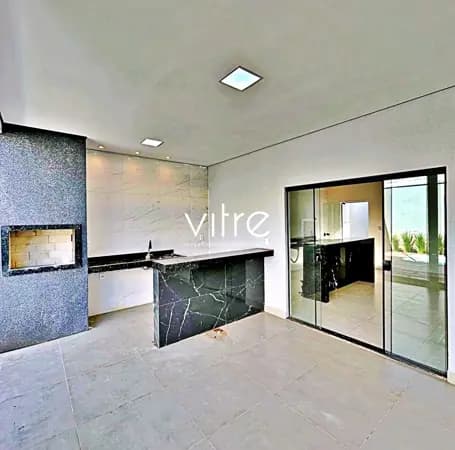 Casa à venda no bairro Jardim Europa em Uberlândia/MG