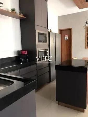 Casa à venda no bairro Cidade Jardim em Uberlândia/MG