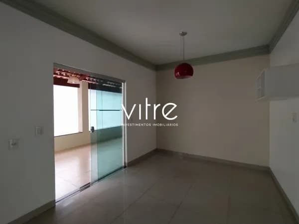 Casa à venda no bairro Cidade Jardim em Uberlândia/MG