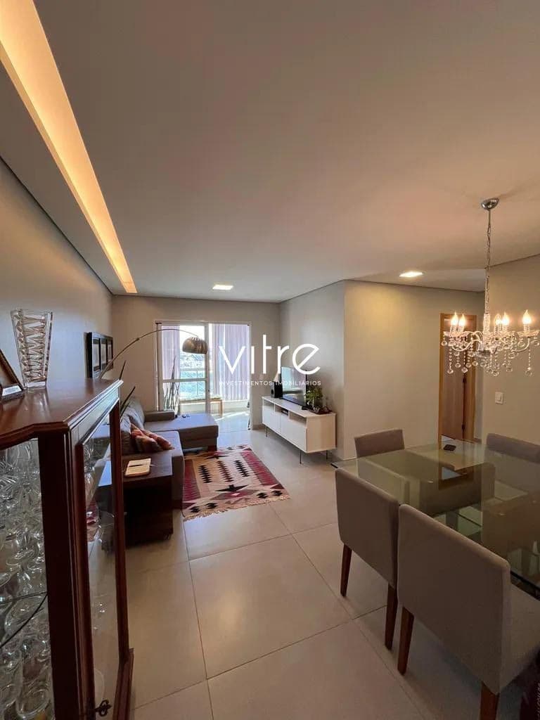 Apartamento à venda no bairro Santa Mônica em Uberlândia/MG