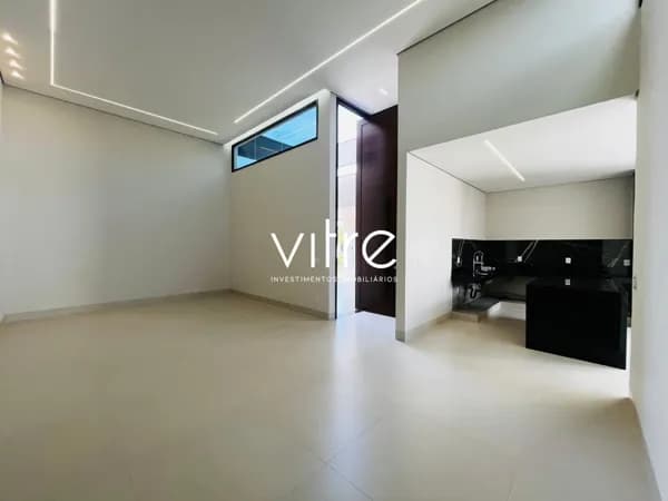 Casa à venda no bairro Grand Ville em Uberlândia/MG