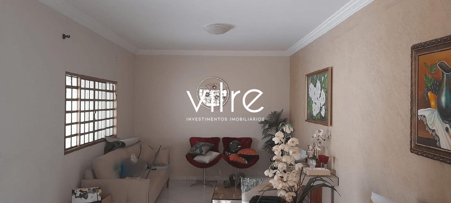 Casa à venda no bairro Jardim Patrícia em Uberlândia/MG