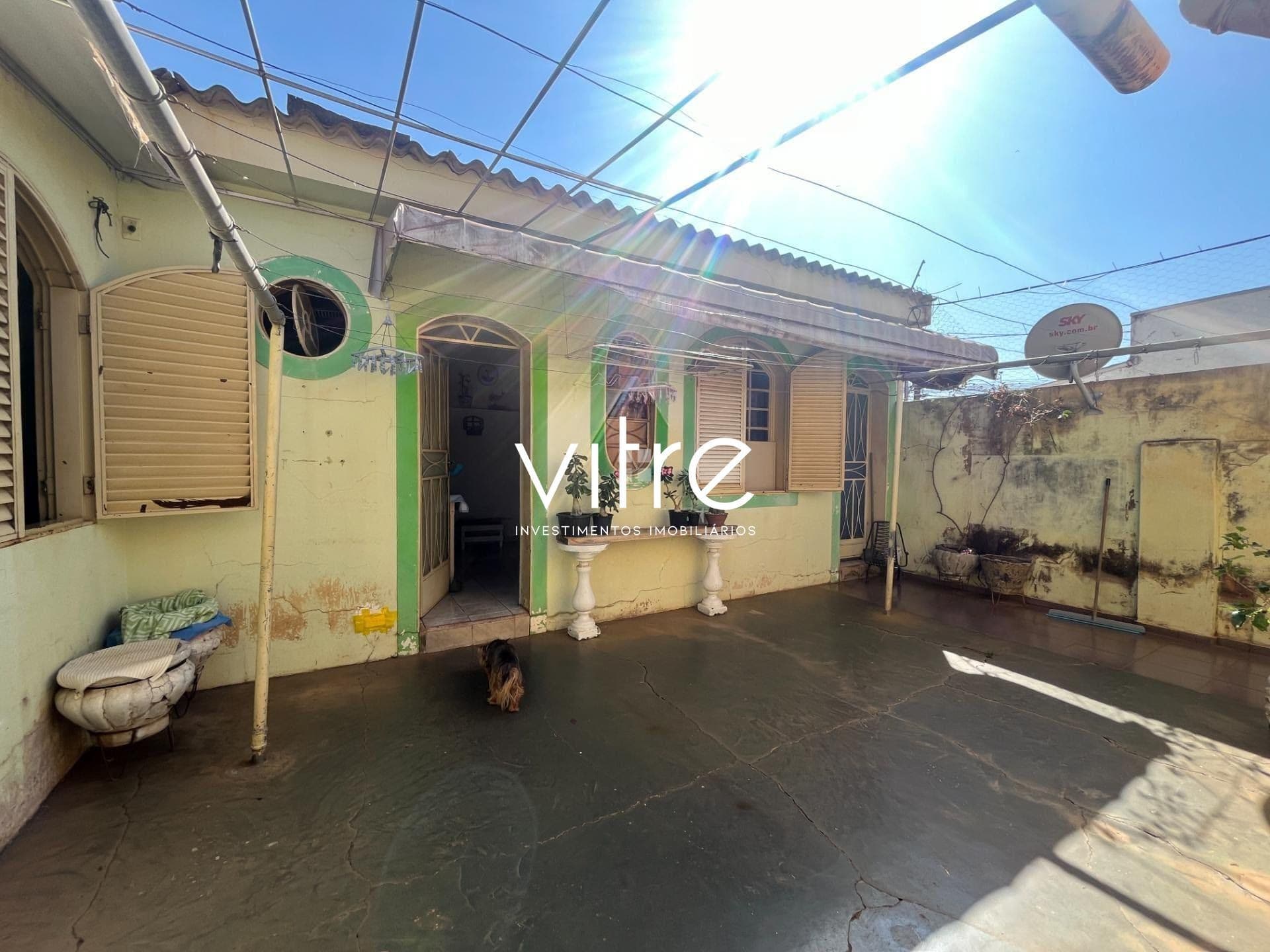 Casa à venda no bairro Osvaldo Rezende em Uberlândia/MG
