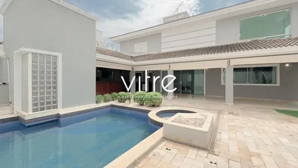 Casa à venda no bairro Nova Uberlândia em Uberlândia/MG