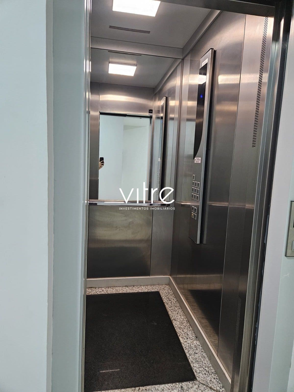 Apartamento à venda no bairro Jardim Holanda em Uberlândia/MG