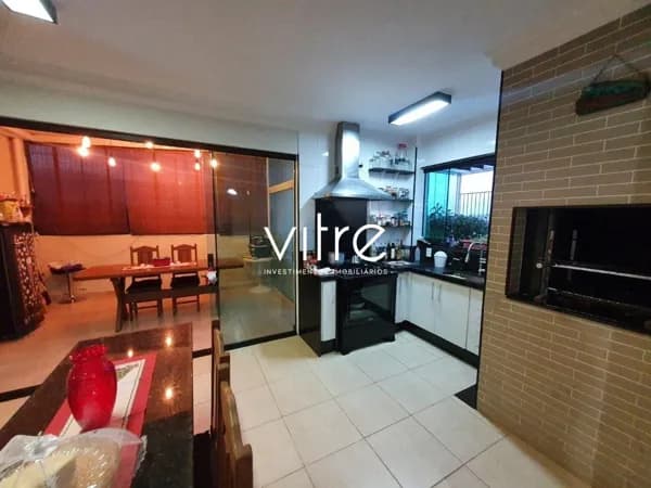 Apartamento à venda no bairro Santa Mônica em Uberlândia/MG