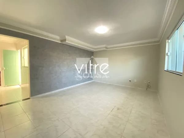 Casa à venda no bairro Jardim Karaíba em Uberlândia/MG
