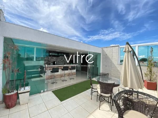 Apartamento à venda no bairro Martins em Uberlândia/MG