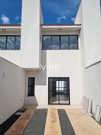 Casa à venda no bairro Novo Mundo em Uberlândia/MG
