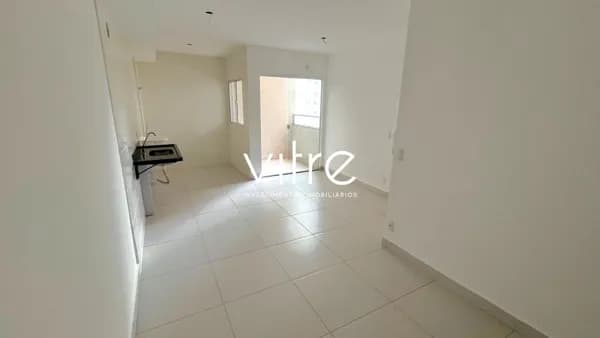 Apartamento à venda no bairro Laranjeiras em Uberlândia/MG