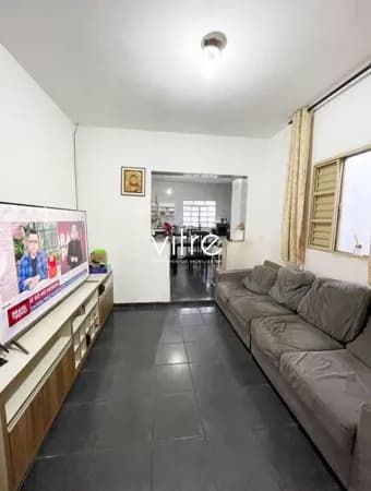 Casa à venda no bairro Laranjeiras em Uberlândia/MG