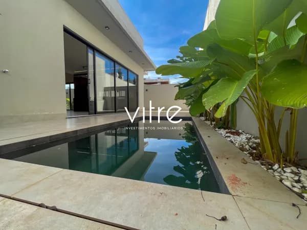 Casa à venda no bairro Laranjeiras em Uberlândia/MG