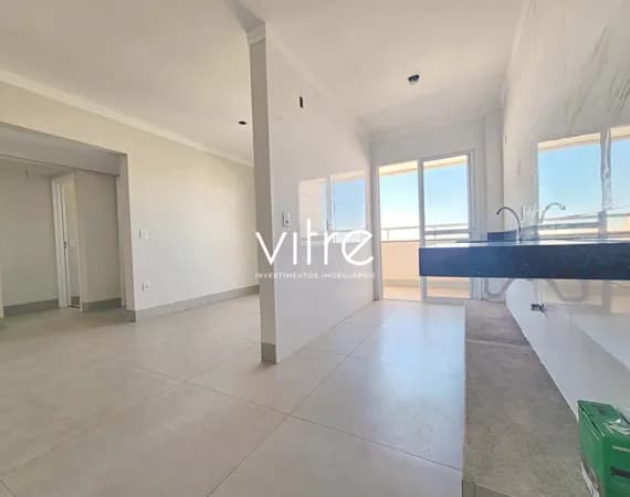 Apartamento à venda no bairro Santa Mônica em Uberlândia/MG