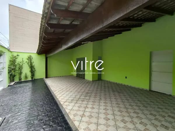 Casa à venda no bairro Jardim Patrícia em Uberlândia/MG