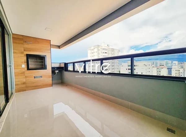 Apartamento à venda no bairro Santa Mônica em Uberlândia/MG
