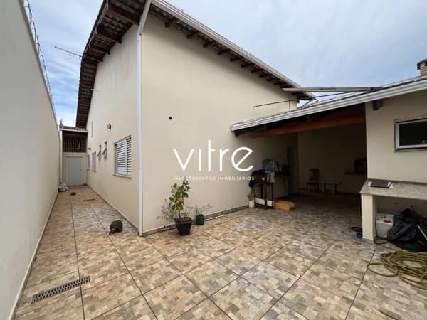 Casa à venda no bairro Pampulha em Uberlândia/MG