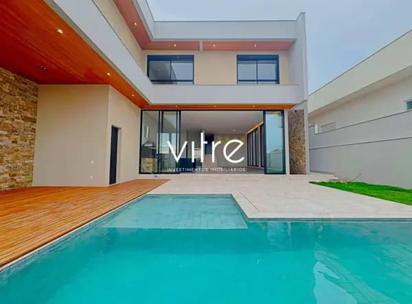 Casa à venda no bairro Nova Uberlândia em Uberlândia/MG