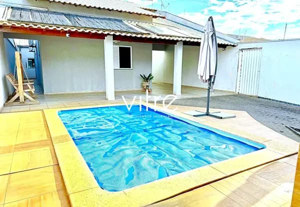 Casa à venda no bairro Granada em Uberlândia/MG