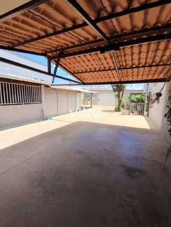 Casa à venda no bairro Santa Rosa em Uberlândia/MG