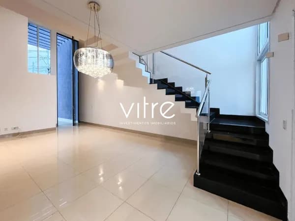 Casa à venda no bairro Vigilato Pereira em Uberlândia/MG