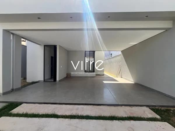 Casa à venda no bairro Jardim Botânico em Uberlândia/MG