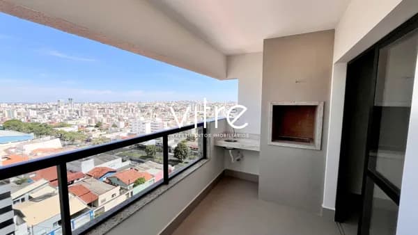 Apartamento à venda no bairro Santa Mônica em Uberlândia/MG