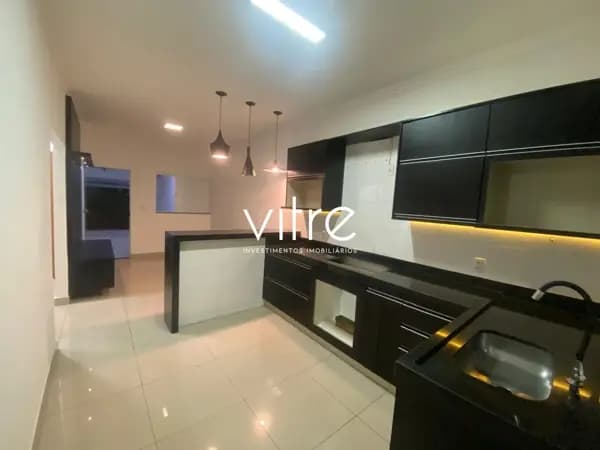 Casa à venda no bairro Jardim Europa em Uberlândia/MG
