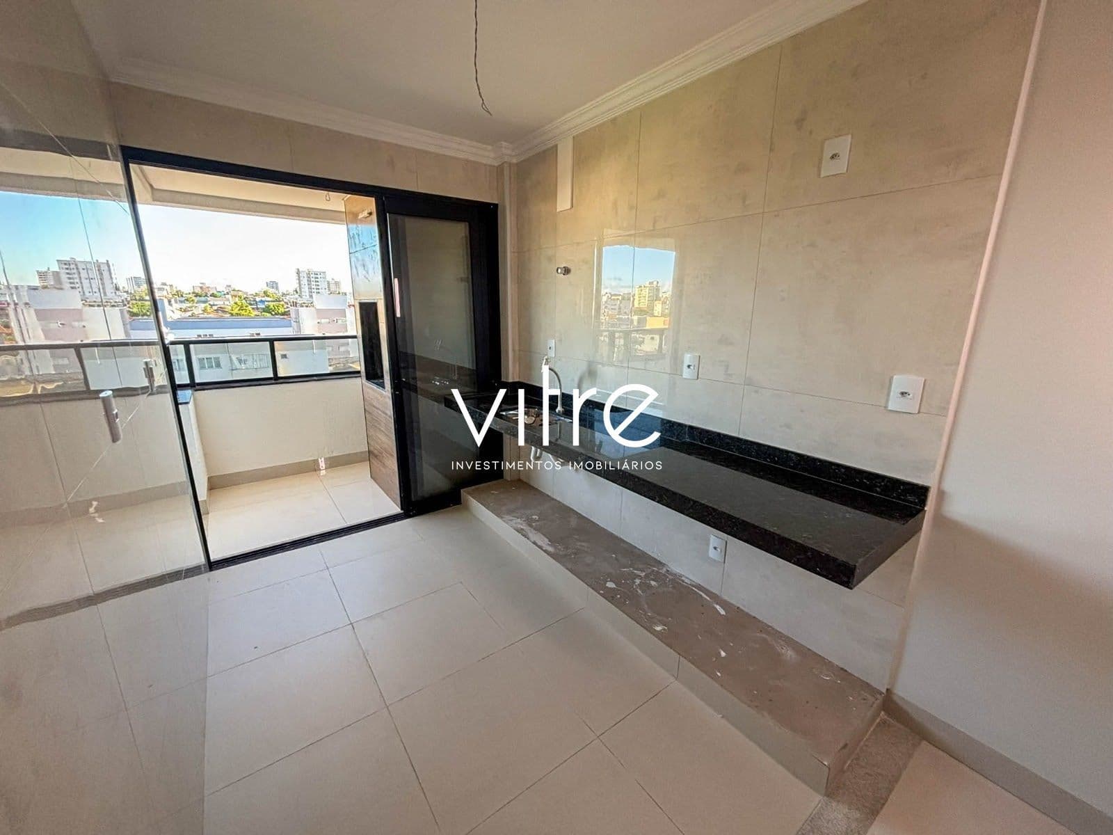 Apartamento à venda no bairro Santa Mônica em Uberlândia/MG