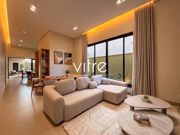 Casa à venda no bairro Laranjeiras em Uberlândia/MG