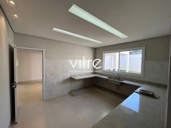 Casa à venda no bairro Vigilato Pereira em Uberlândia/MG