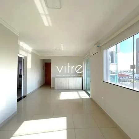 Apartamento à venda no bairro Lagoinha em Uberlândia/MG