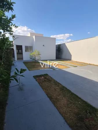 Casa à venda no bairro Laranjeiras em Uberlândia/MG