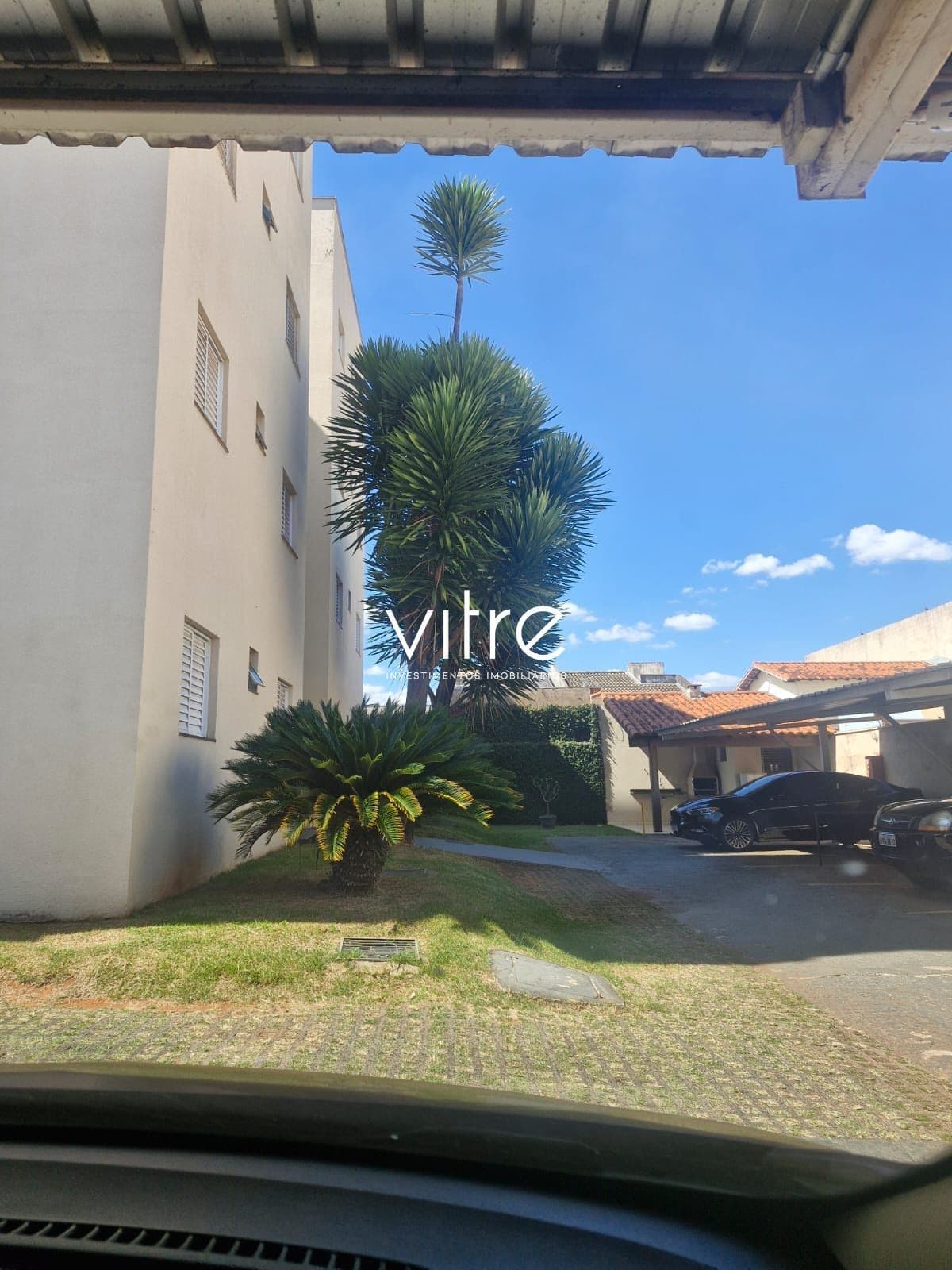 Apartamento à venda no bairro Jardim Holanda em Uberlândia/MG