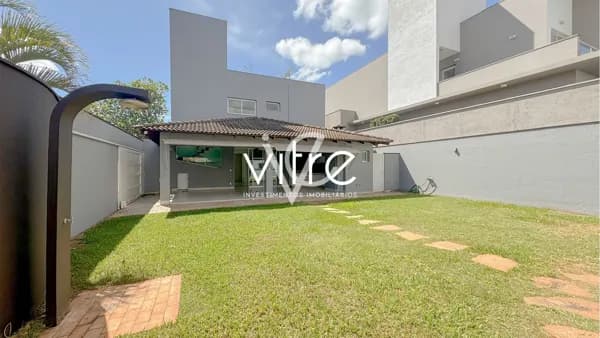 Casa à venda no bairro Aclimação em Uberlândia/MG