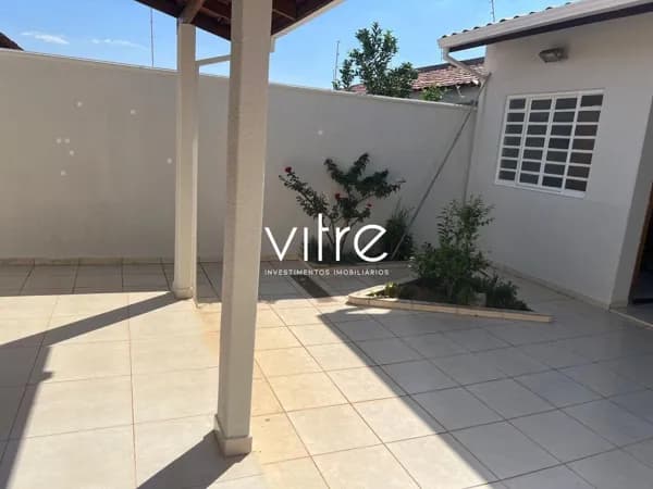 Casa à venda no bairro Alto Umuarama em Uberlândia/MG